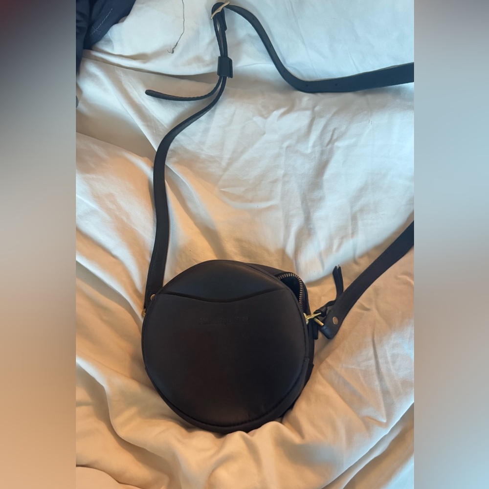 Portland Leather Crossbody Bag